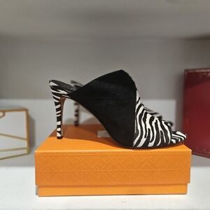 Vince Camuto Black and White Zebra Print Women's Shoes
